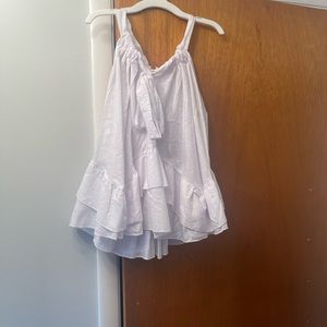 Ladies Top Size Medium, White No Sleeves, tiered bottom